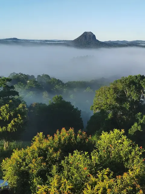 Mt Pinbarren landscape photograph from the Mt Pinbarren Nature Retreat gallery, dated 09 April 2021, 6:51 am.